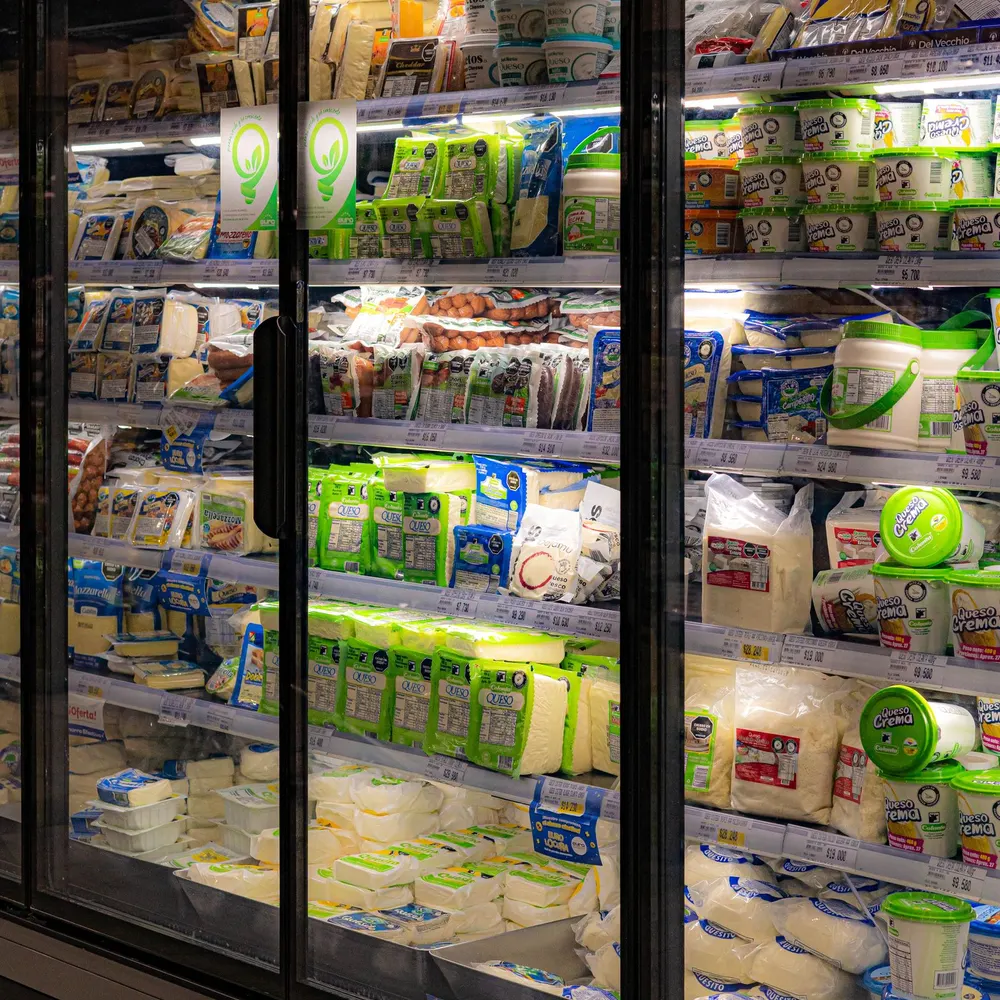 Refrigeradores expositores comerciais revisados pela Valdilar